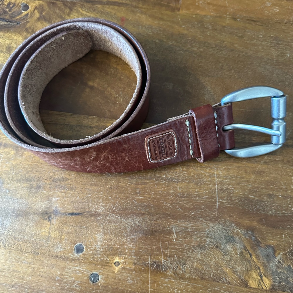 Fossil Men's Brown Leather Belt with Metal Buckle size 34